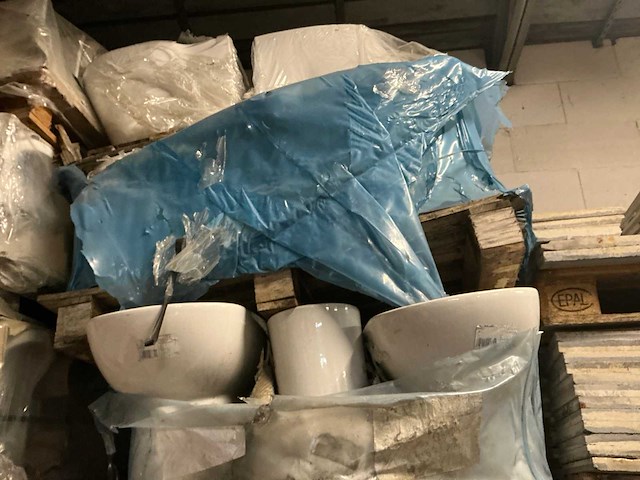 Ideal standard tempo t328001 hangende toiletpot (44x) - afbeelding 2 van  4