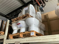 Ideal standard toilet t302201 (6x) + ideal standard toilet t327501 (6x) - afbeelding 1 van  3