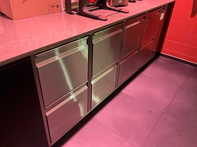 Idealtake koelwerkbank - afbeelding 2 van  2