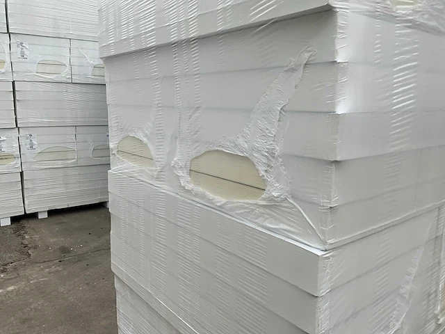 Idelco a-therm roof isolatiepanelen 100 mm dikte (50x) - afbeelding 3 van  7