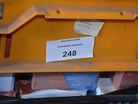 Idem lot 247 - afbeelding 1 van  1