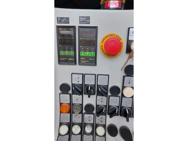 Idm idimatic / 44 kantenlijmer/afplakmachine - afbeelding 15 van  28