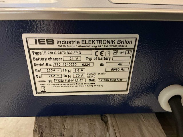 Ieb e 230 g 24/70 b30-fp d acculader - afbeelding 4 van  5