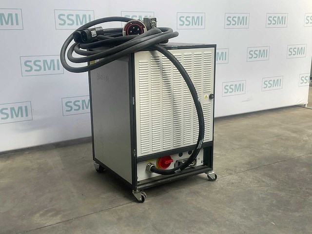 Ies - cube 50kw dc-lader - autoacculader - afbeelding 6 van  12