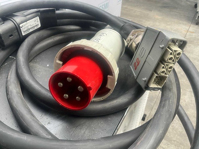 Ies - cube 50kw dc-lader - autoacculader - afbeelding 10 van  12