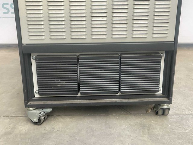 Ies - cube 50kw dc-lader - autoacculader - afbeelding 11 van  12