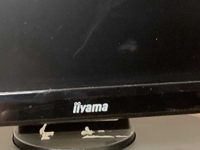 Iiyama monitor 24” hoogte verstelbaar - afbeelding 2 van  3