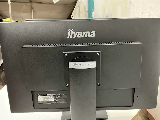 Ìiyama monitor met staander (10x) - afbeelding 4 van  14