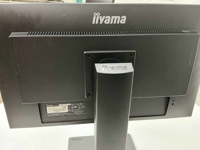 Ìiyama monitor met staander (10x) - afbeelding 12 van  14