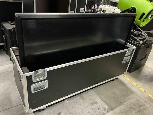 Iiyama prolite te6568mis – touchscreenmonitor met 20-punts multitouch - afbeelding 2 van  8