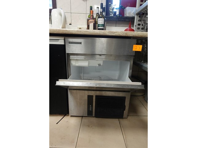 Ijsblokmachine hoshizaki - afbeelding 2 van  6