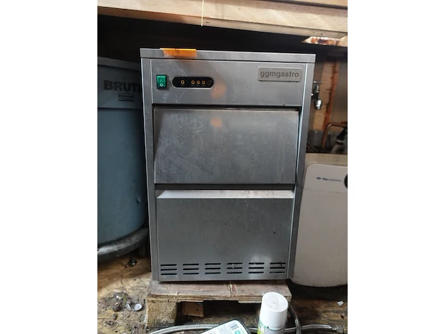Ijsmachine ggmgastro - afbeelding 1 van  3