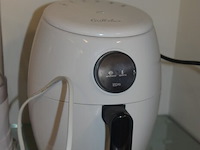 Ijsmachine primo, airfryer grill'olux, tafelhaard qlima - afbeelding 5 van  5