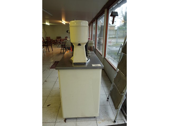 Ijsmachine - afbeelding 2 van  7