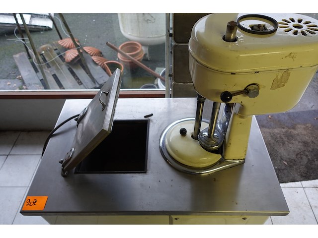 Ijsmachine - afbeelding 7 van  7