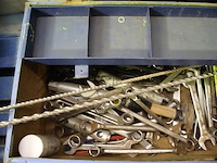 Ijzeren gereedschapskoffer - afbeelding 3 van  6