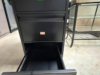 Ijzeren ladekast - afbeelding 2 van  2