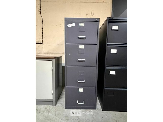 Ijzeren ladekast - afbeelding 1 van  1