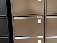 Ijzeren ladekast - afbeelding 1 van  1