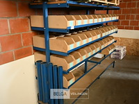 Ijzeren rek met sorteerbakjes l230 cm - afbeelding 1 van  2