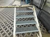 Ijzeren trap - afbeelding 1 van  2
