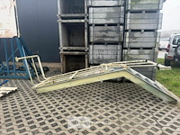 Ijzeren trap - afbeelding 2 van  2