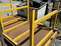 Ijzeren werktafel afm ± 230x180x87 - afbeelding 6 van  6