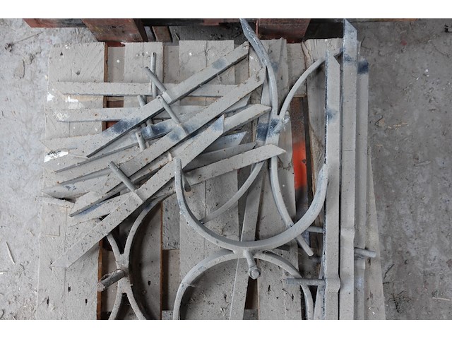 Ijzerwaren - afbeelding 3 van  3