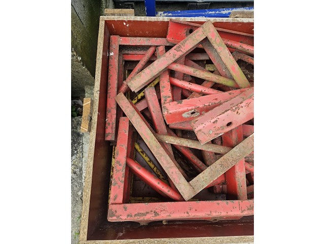 Ijzerwaren - afbeelding 2 van  5