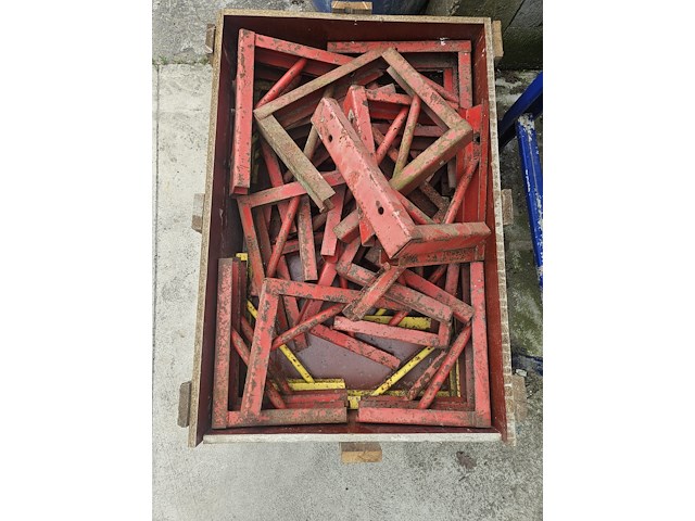 Ijzerwaren - afbeelding 4 van  5