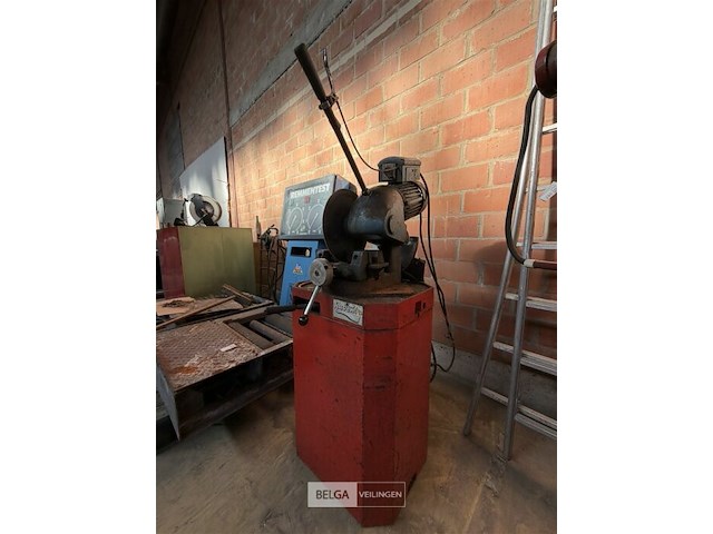 Ijzerzaagmachine huvema - afbeelding 1 van  6