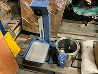 Ika rv 06-ml roterende verdamper + ika hb 4 basic verwarmingsbad met glaswerk - afbeelding 2 van  7