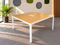 Ikea - bekant - vergadertafel/bureau - bureaus (10x)
