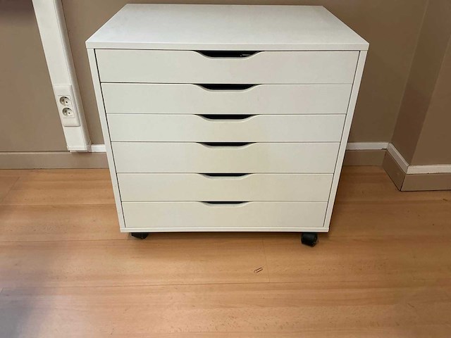 Ikea bekant diverse bureaus (4x) - afbeelding 6 van  9