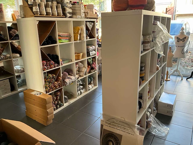 Ikea kallax diverse vakkenkasten (27x) - afbeelding 10 van  15
