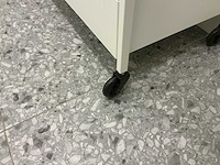 Ikea storage rack schoonheidssalon (4x) - afbeelding 3 van  3