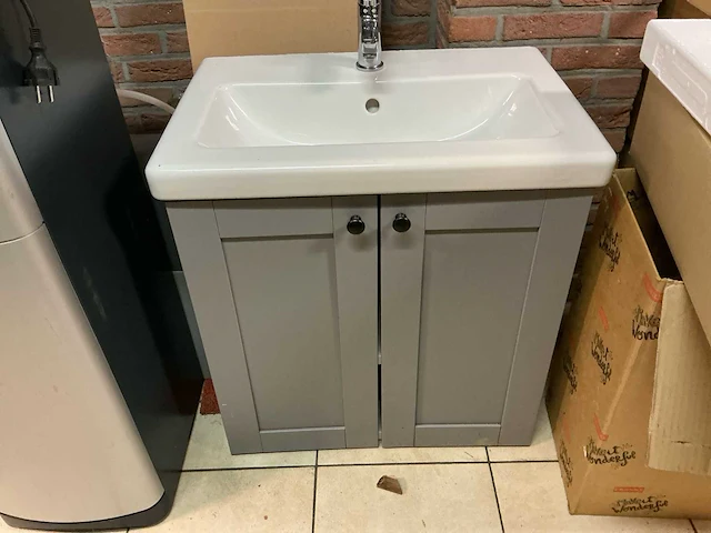 Ikea tvallen badkamermeubel - afbeelding 3 van  5