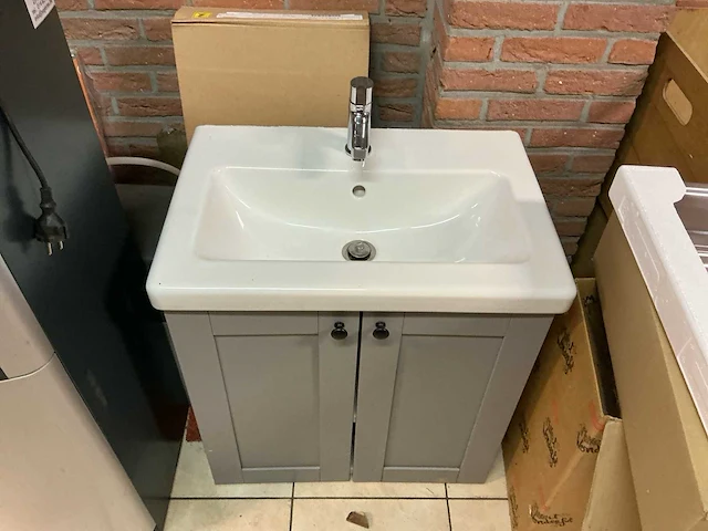 Ikea tvallen badkamermeubel - afbeelding 2 van  5