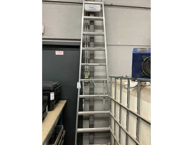 Iller leiter alu trapladder - afbeelding 1 van  4