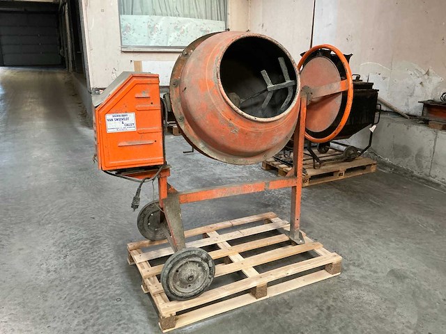 Imer betonmolen - afbeelding 1 van  9