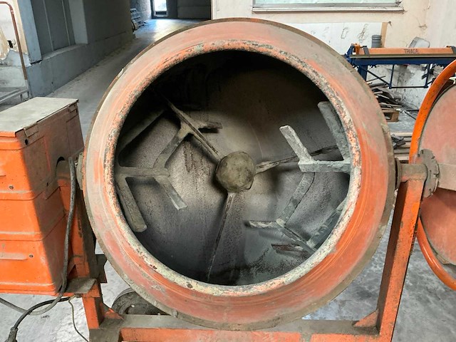 Imer betonmolen - afbeelding 4 van  9