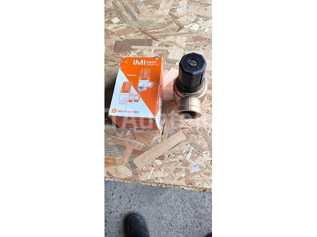 Imi heimeier hydrolux dn 32 klep - afbeelding 2 van  4