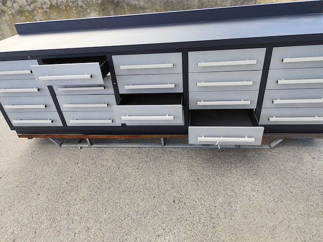 Impe - 20laden - werkbank - afbeelding 7 van  10