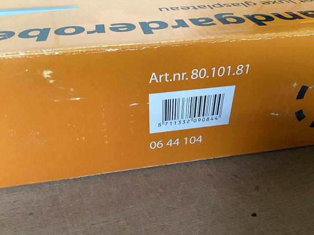 Impresso wandgarderobe rvs met glasplateau - afbeelding 4 van  5