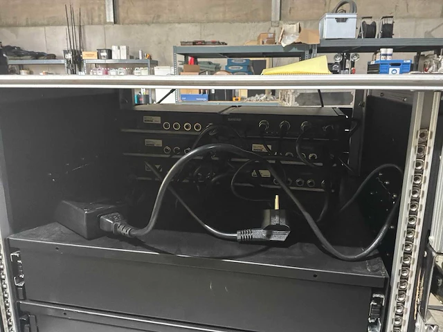 In ear monitorsysteem - afbeelding 7 van  7