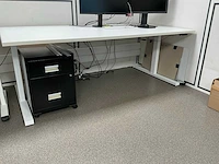 In hoogte verstelbaar bureautafel - afbeelding 2 van  4
