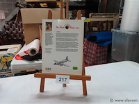 In opstand - afbeelding 2 van  2