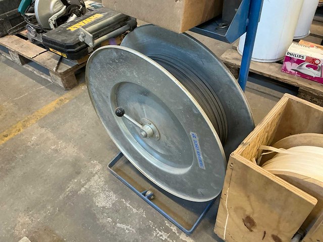 Inbind haspel - afbeelding 1 van  1