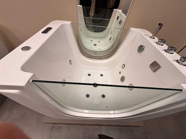 Inboedel baby float wegens faillissement - afbeelding 1 van  16