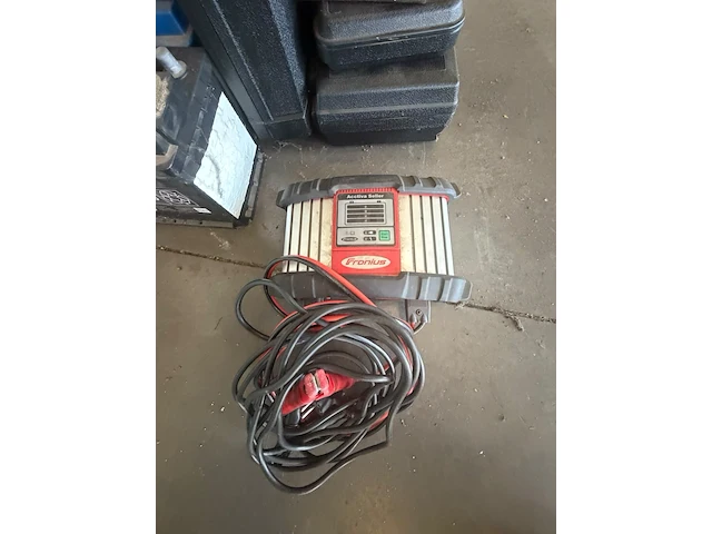Inboedel garage - afbeelding 2 van  58